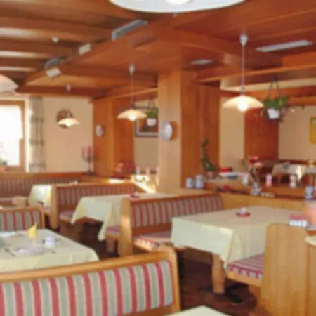 Garni Schonblick Szálloda 3*